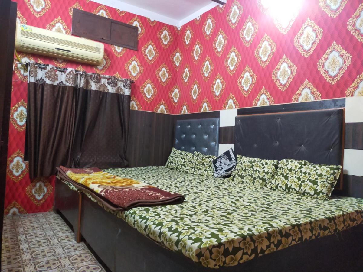 Maa Vaishno Guest House Varanasi Eksteriør bilde